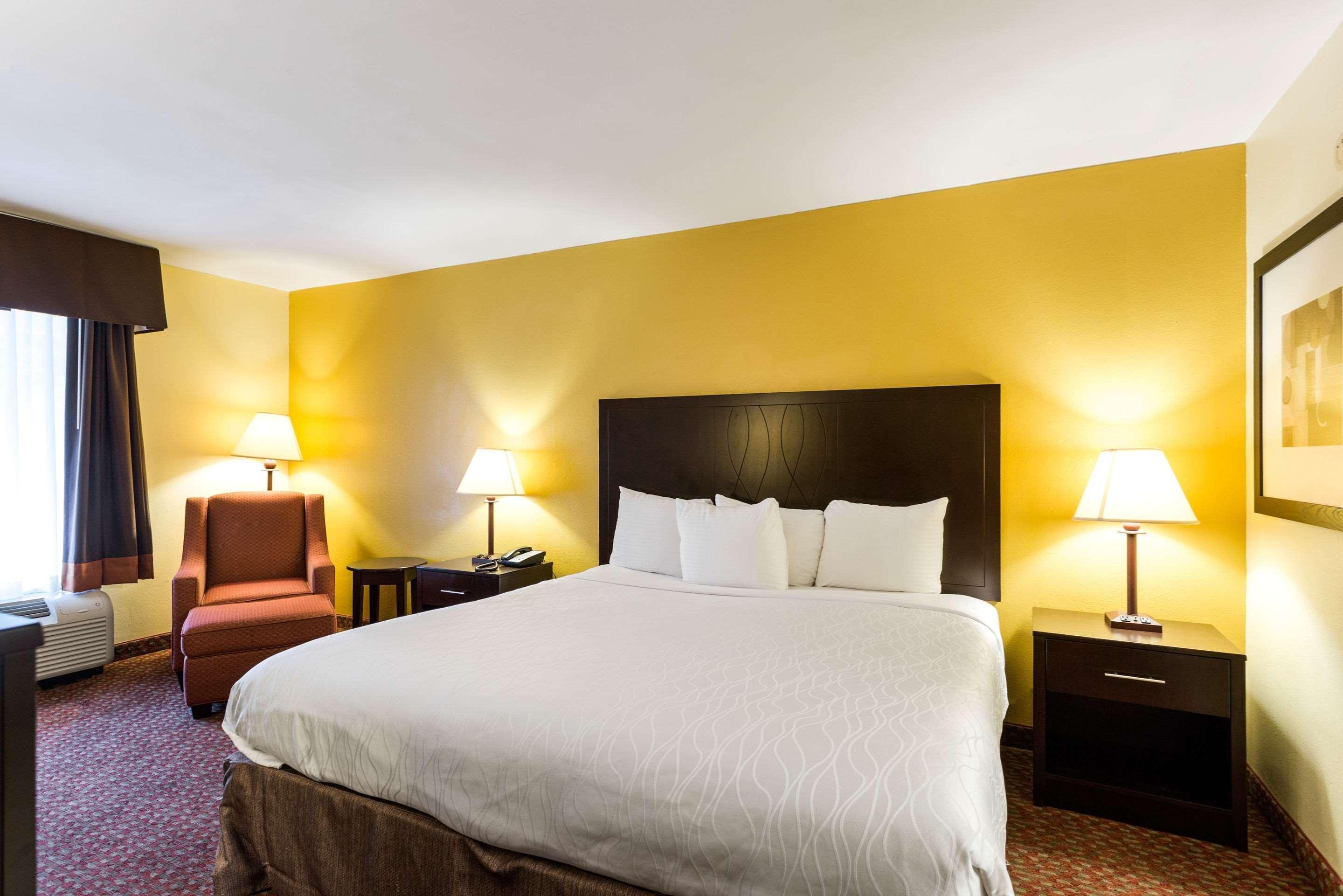 Quality Inn Indianola Exterior photo