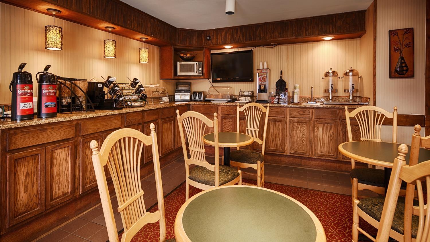 Quality Inn Indianola Restaurant photo