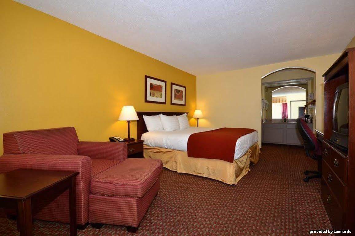 Quality Inn Indianola Room photo